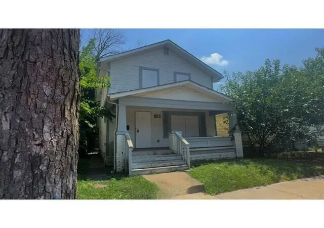 Photo 1 of Single family home for sale at 244 S Harris Ave, Columbus, OH 43204 | MLS# 226029295 | Listing updated on 2026-09-30