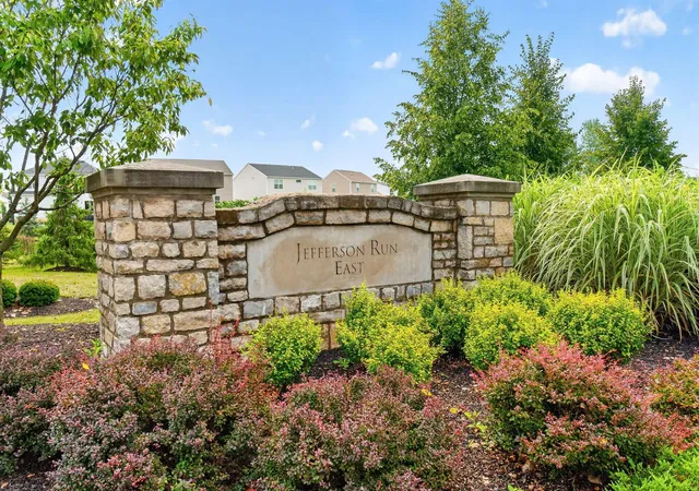 2nd image of 8645 Conestoga Valley Dr, Blacklick, OH 43004 | MLS# 226029996