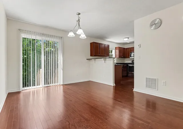 4th image of 8345 Bruntsfield Rd, Columbus, OH 43235 | MLS# 226029501