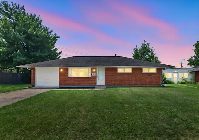 1st image of 6267 Brauning Dr, Reynoldsburg, OH 43068 | MLS# 226030289