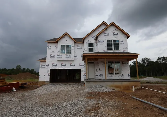1st image of 542 Creekside Loop S, Pataskala, OH 43062 | MLS# 226029429
