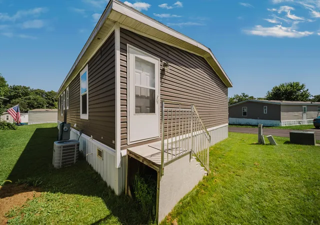 41st image of 5965 Harrisburg Georgesville Rd #8, Grove City, OH 43123 | MLS# 226029563