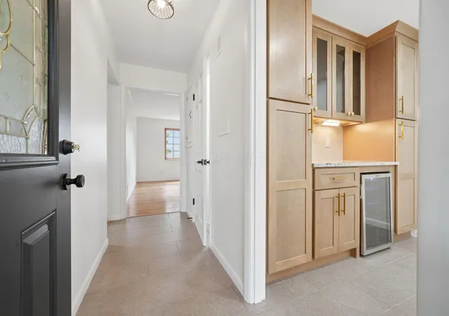 Photo 3 of Single family home for sale at 2929 Pickwick Dr, Columbus, OH 43221 | MLS# 226029476 | Listing updated on 2026-09-14