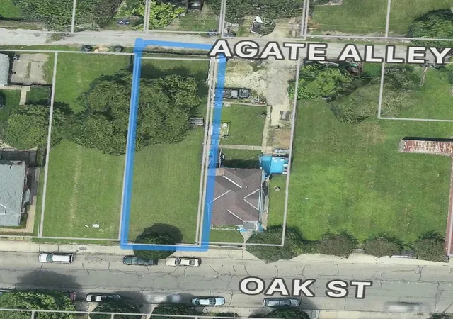 2nd image of 0 Oak St, Columbus, OH 43205 | MLS# 226030271