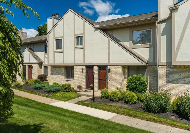 31st image of 1949 Rockdale Dr #32, Columbus, OH 43229 | MLS# 226029455
