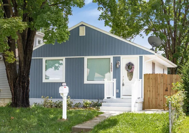 1st image of 1569 E Blake Ave, Columbus, OH 43211 | MLS# 226029699