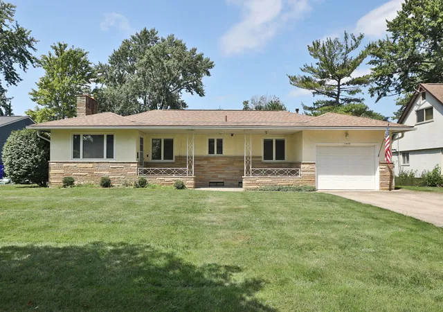 2nd image of 3499 Kirkham Rd, Columbus, OH 43221 | MLS# 226030208