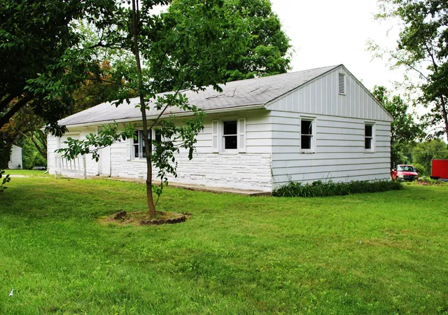 Photo 3 of Sale Pending at 630 Fleming Fls Rd, Mansfield, OH 44905 | MLS# 226029630 | Listing updated on 2026-09-02