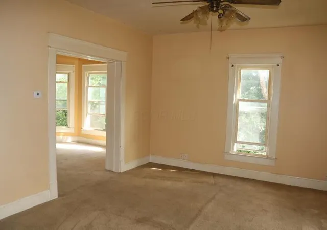 Photo 3 of Sale Pending at 304 S Park St, Mount Vernon, OH 43050 | MLS# 226029911 | Listing updated on 2026-09-09