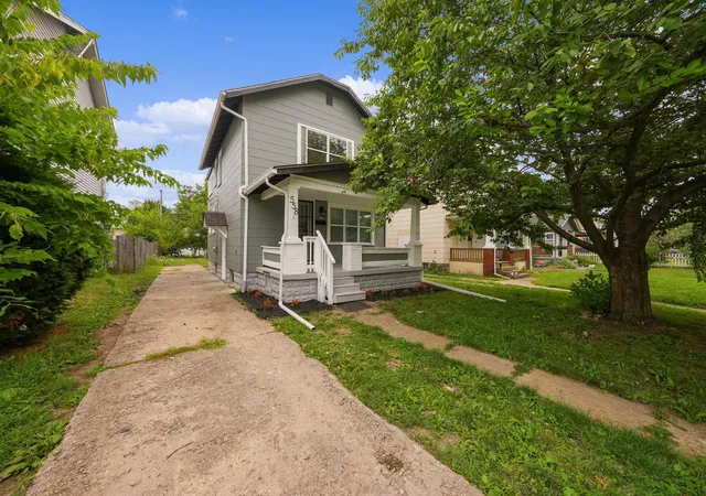 1st image of 558 S Ogden Ave, Columbus, OH 43204 | MLS# 226029441