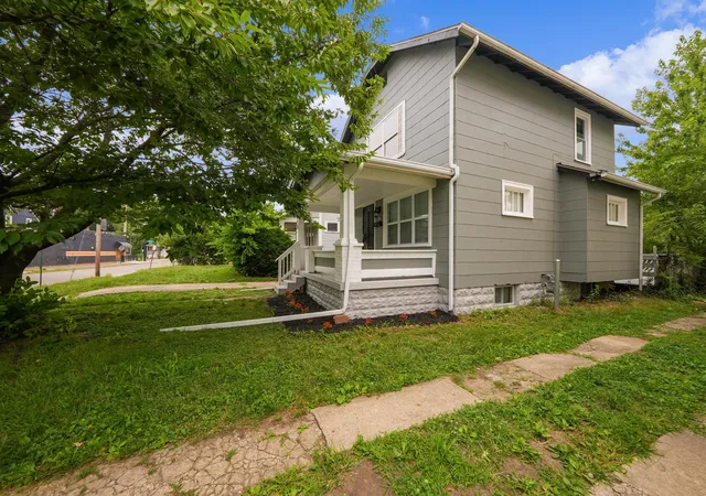 3rd image of 558 S Ogden Ave, Columbus, OH 43204 | MLS# 226029441