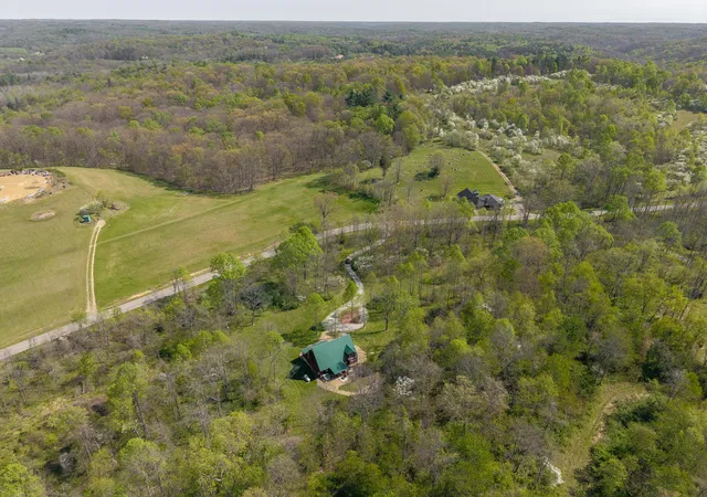 4th image of 36933 Maysville Greendale Rd, Logan, OH 43138 | MLS# 226029670