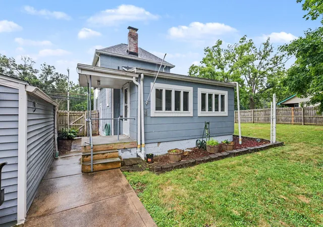 Photo 1 of Single family home for sale at 2255 Harrisburg Pike, Grove City, OH 43123 | MLS# 226029480 | Listing updated on 2026-10-01