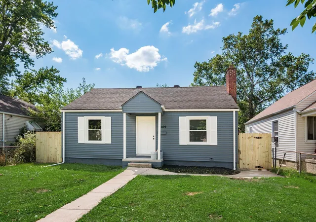 2nd image of 2309 Gerbert Rd, Columbus, OH 43211 | MLS# 226029512