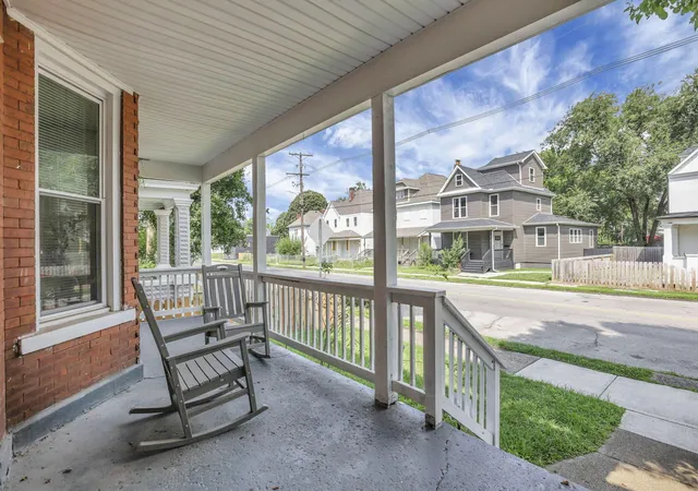 Photo 4 of Single family home for sale at 855 Sullivant Ave, Columbus, OH 43223 | MLS# 226030219 | Listing updated on 2026-09-09