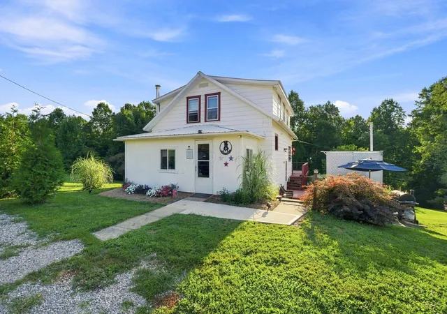 Photo 4 of Single family home for sale at 20731 Ohio 664, South Bloomingville, OH 43152 | MLS# 226029513 | Listing updated on 2026-09-02