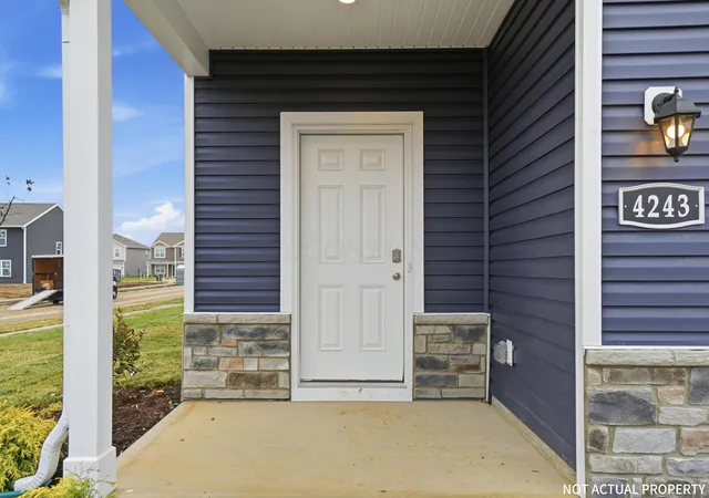 image of 4249 Water Aven Dr, Canal Winchester, OH 43110 | MLS# 226029530