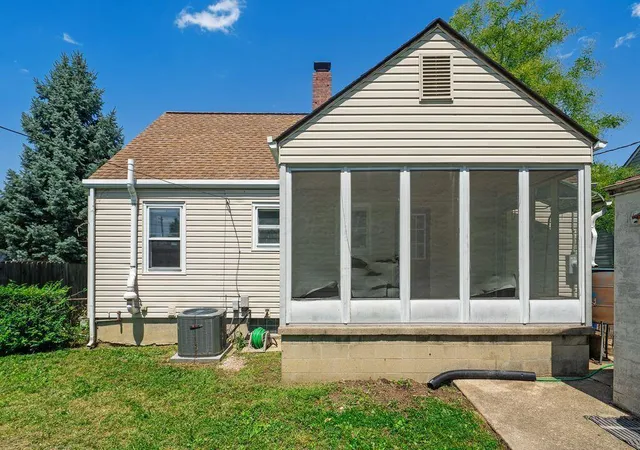 40th image of 1701 E Dunedin Rd, Columbus, OH 43224 | MLS# 226029939