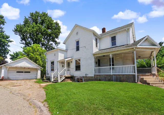 24th image of 123 E Main St, Lexington, OH 44904 | MLS# 226029730