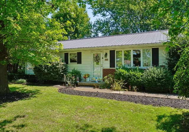 2nd image of 544 Edgewood Dr, Circleville, OH 43113 | MLS# 226029595
