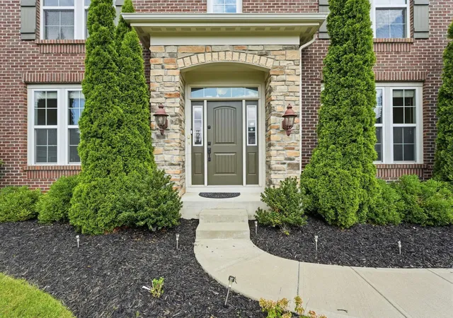 3rd image of 8503 Coldwater Dr, Powell, OH 43065 | MLS# 226029594