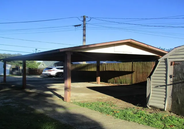 17th image of 189 N High St, Chillicothe, OH 45601 | MLS# 226029605