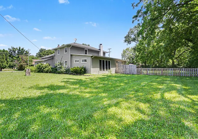 Photo 3 of Single family home for sale at 1664 Zettler Rd, Columbus, OH 43227 | MLS# 226029648 | Listing updated on 2026-08-17