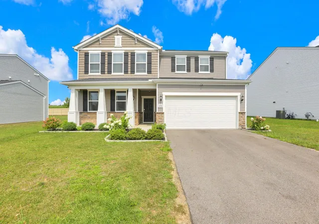 2nd image of 1226 Lake Forest Dr, Hebron, OH 43025 | MLS# 226030257