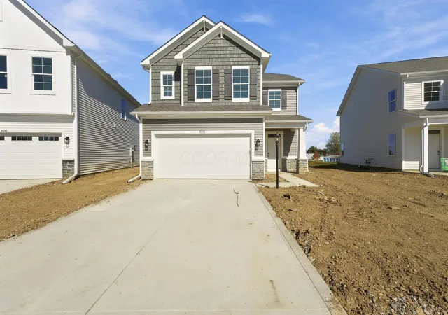 Photo 1 of Single family home for sale at 1013 Dawsons Dr, Hebron, OH 43025 | MLS# 226029619 | Listing updated on 2026-10-28