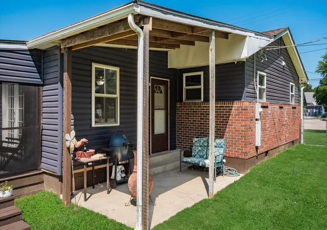 Photo 3 of Single family home for sale at 4530 N Bank Rd, Buckeye Lake, OH 43008 | MLS# 226030087 | Listing updated on 2026-08-17