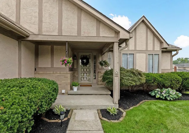 Photo 3 of Single family home for sale at 643 Fallow Ct, Columbus, OH 43230 | MLS# 226030680 | Listing updated on 2026-08-13