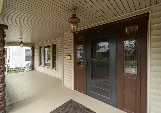 3rd image of 614 Columbus Ave, Washington Court House, OH 43160 | MLS# 226030062