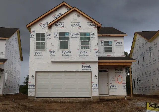 1st image of 1019 Dawsons Dr, Hebron, OH 43025 | MLS# 226029641