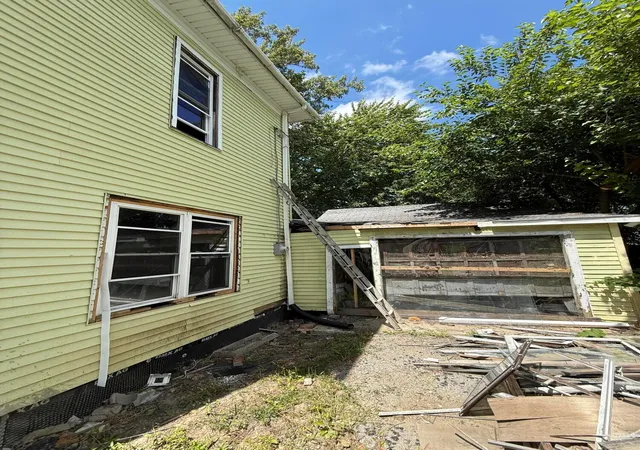 Photo 3 of Single family home for sale at 250 W 7th Street, Marysville, OH 43040 | MLS# 226029655 | Listing updated on 2026-09-07