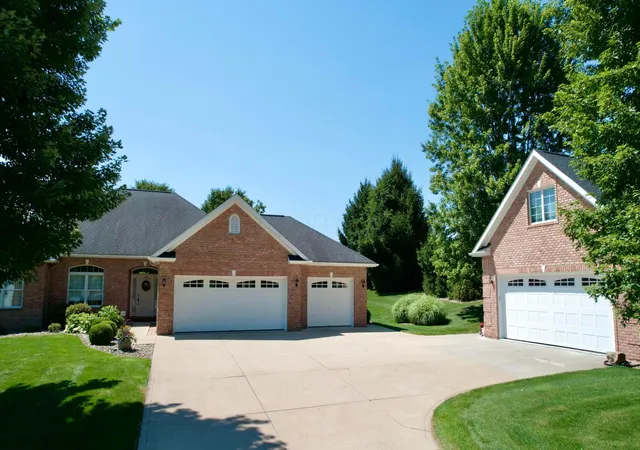 Photo 4 of Single family home for sale at 5044 Sunset Blvd Rd NW, Strasburg, OH 44680 | MLS# 226029669 | Listing updated on 2026-09-07
