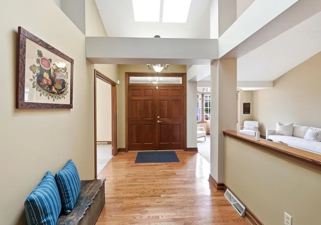 Photo 4 of Single family home for sale at 1097 Countryside Dr, Washington Court House, OH 43160 | MLS# 226029797 | Listing updated on 2026-09-18