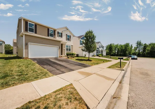3rd image of 1198 Snipe View Loop E, Blacklick, OH 43004 | MLS# 226029964