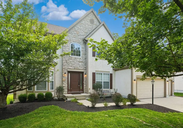 1st image of 3234 Walkerview Dr, Hilliard, OH 43026 | MLS# 226029677