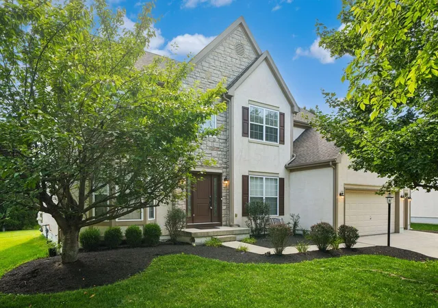 2nd image of 3234 Walkerview Dr, Hilliard, OH 43026 | MLS# 226029677
