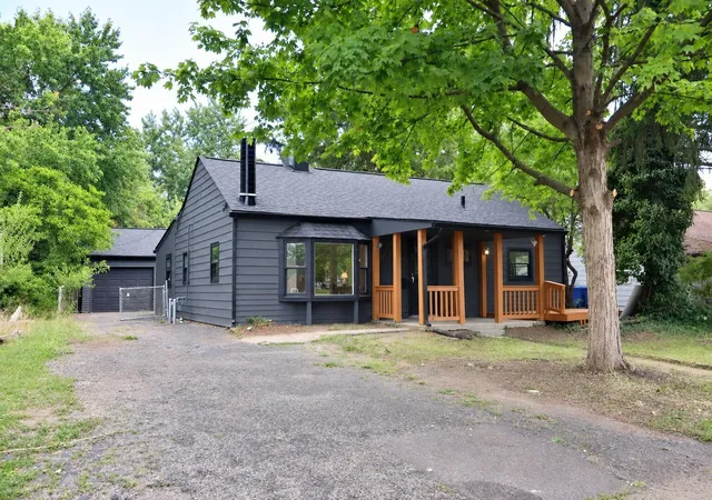 Photo 1 of Single family home for sale at 350 S Hampton Rd, Columbus, OH 43213 | MLS# 226029842 | Listing updated on 2026-09-02