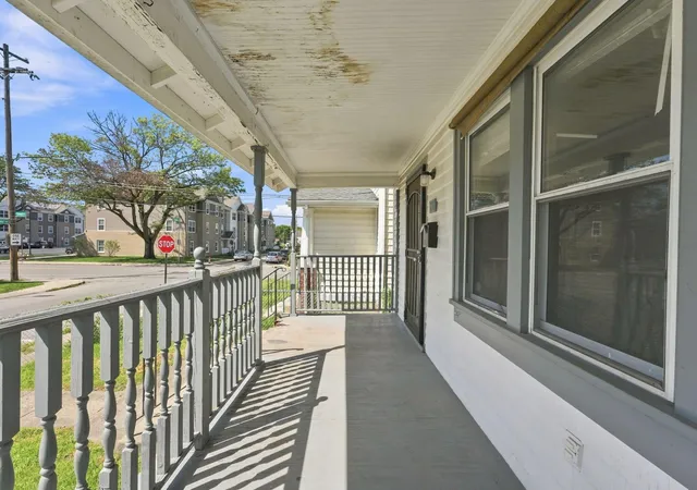 Photo 3 of Single family home for sale at 180 Brehl Ave, Columbus, OH 43222 | MLS# 226032438 | Listing updated on 2026-10-07