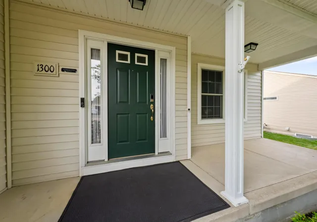 2nd image of 1300 Sassafras Ln, Marysville, OH 43040 | MLS# 226029941