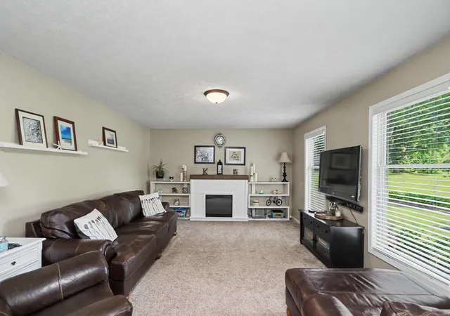 Photo 5 of Single family home for sale at 3620 Middle Bellville Rd, Mansfield, OH 44904 | MLS# 226029756 | Listing updated on 2026-08-19