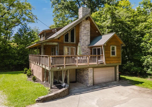 1st image of 153 Lighthouse Ln, Buckeye Lake, OH 43008 | MLS# 226029782