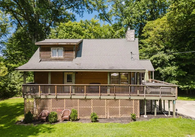 Photo 3 of Single family home for sale at 153 Lighthouse Ln, Buckeye Lake, OH 43008 | MLS# 226029782 | Listing updated on 2026-08-06
