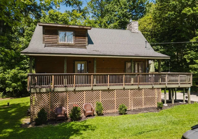 Photo 4 of Single family home for sale at 153 Lighthouse Ln, Buckeye Lake, OH 43008 | MLS# 226029782 | Listing updated on 2026-08-06