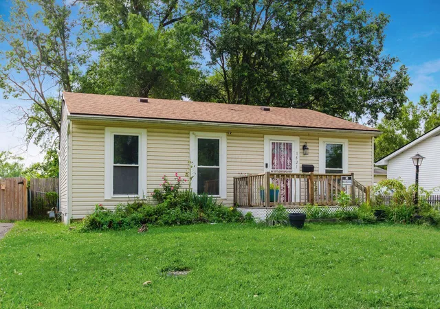 2nd image of 1821 Bar Harbor Rd, Columbus, OH 43219 | MLS# 226029736
