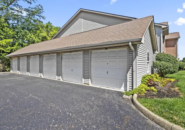 49th image of 1999 Berrancher Dr, Columbus, OH 43228 | MLS# 226029761