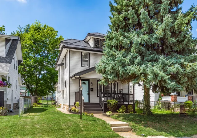 Photo 2 of Single family home for sale at 135 N Powell Ave, Columbus, OH 43204 | MLS# 226029909 | Listing updated on 2026-10-08