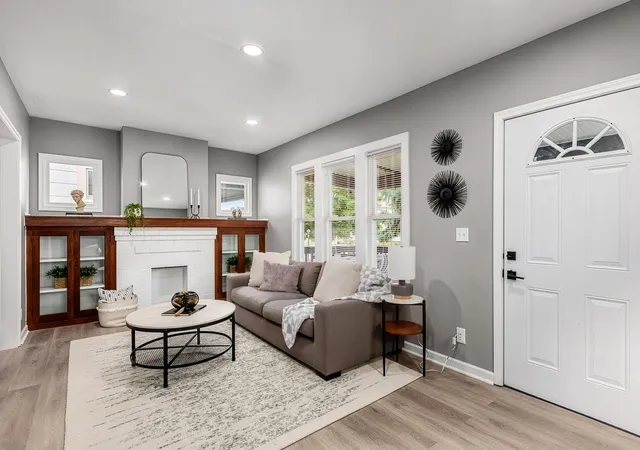 Photo 3 of Single family home for sale at 135 N Powell Ave, Columbus, OH 43204 | MLS# 226029909 | Listing updated on 2026-10-08
